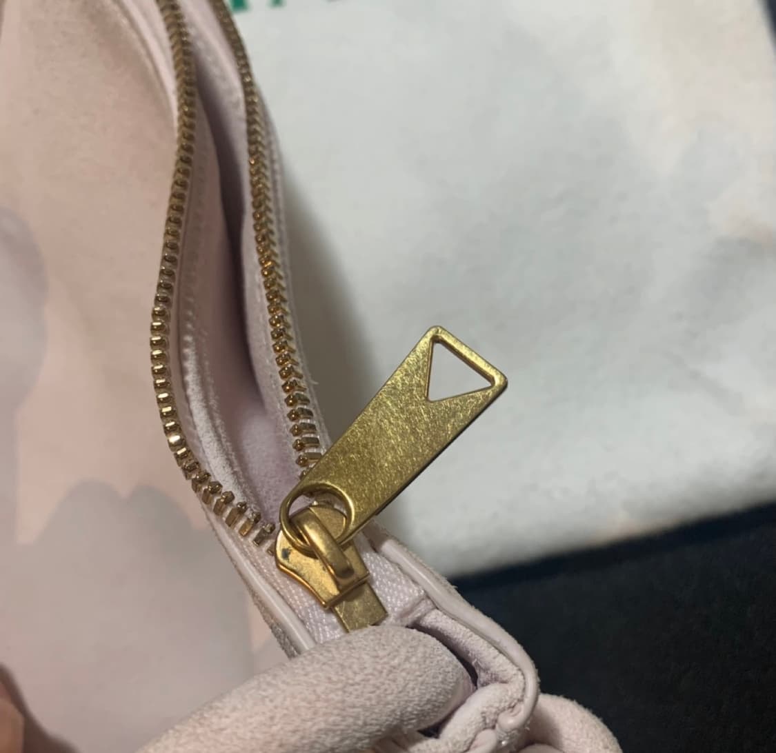 보테가베네타 하프문 스웨이드백 상품이미지3