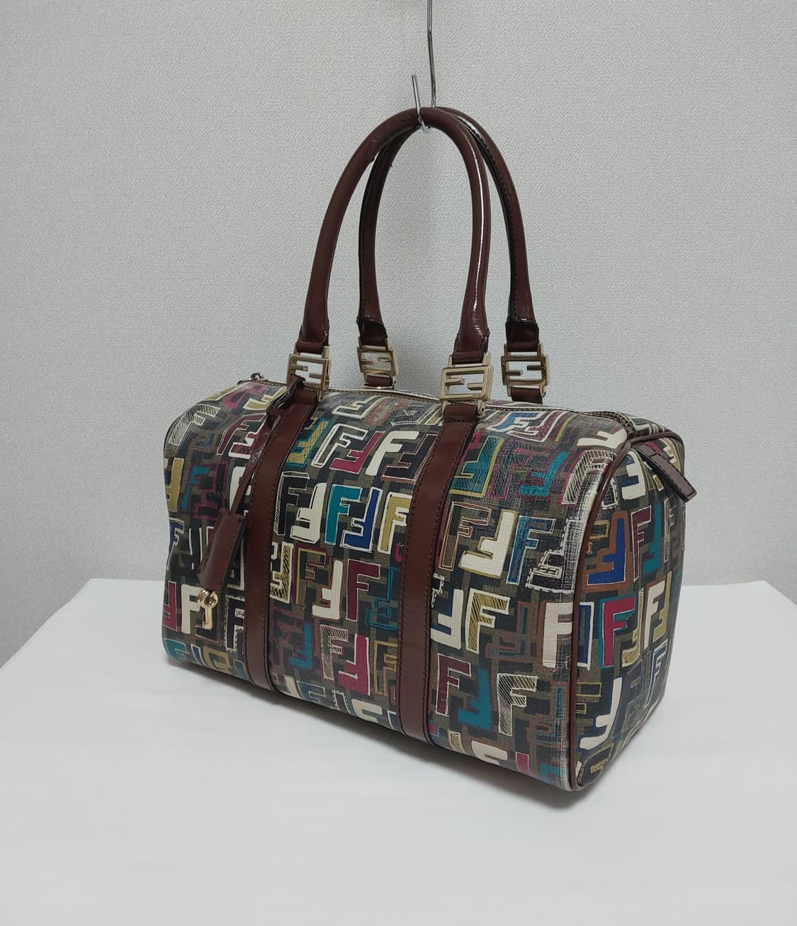 펜디 주카 FF로고 멀티컬러 보스턴백 (정품) 상품이미지4