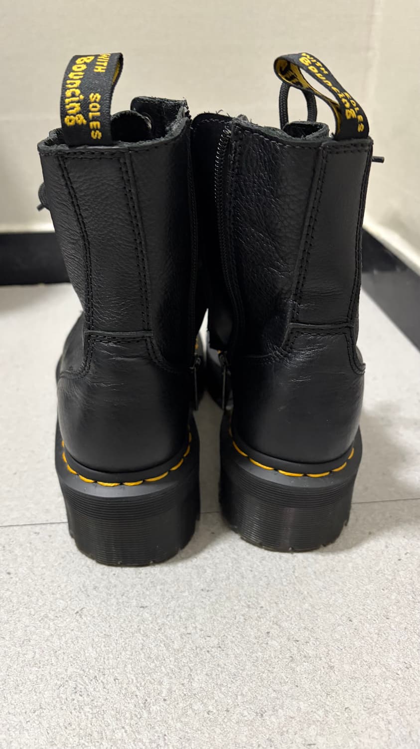 닥터마틴 제이든3 8홀 플랫폼 상품이미지3