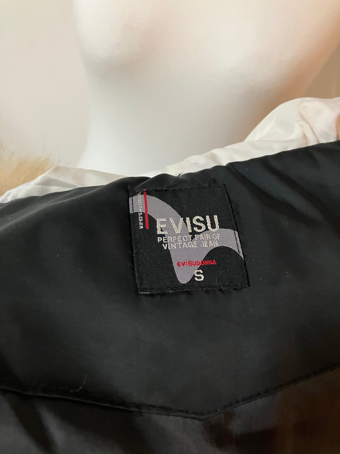 에비수 evisu 블랙 패딩점퍼 y2k 숏패딩 상품이미지7