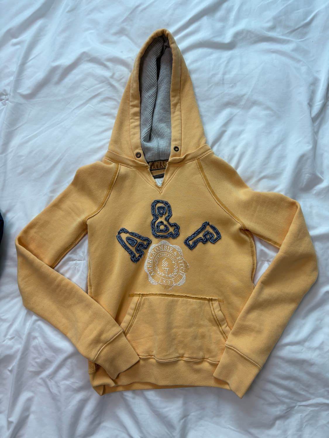 아베크롬비 후드티 옐로우 스몰 사이즈 상품이미지1