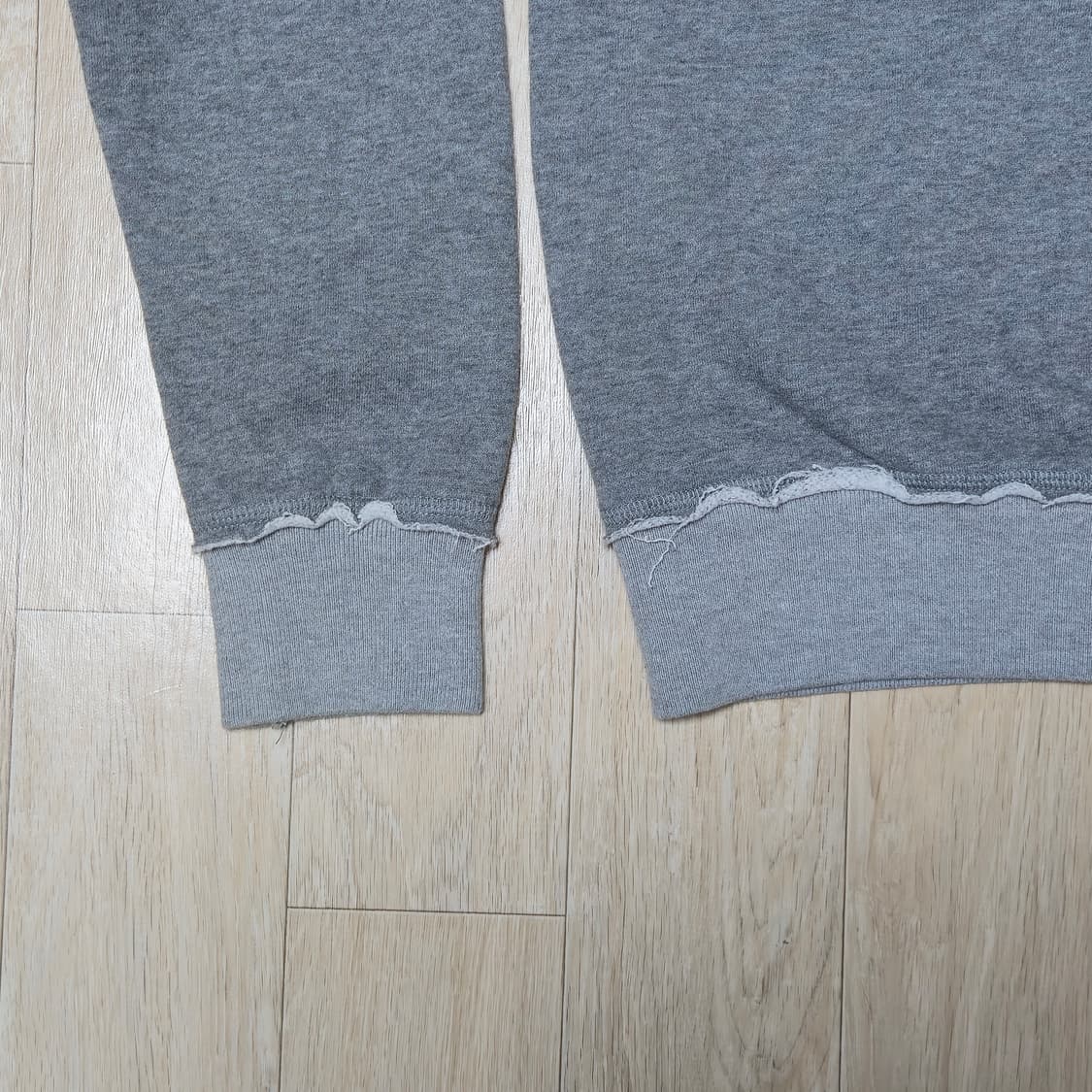 해리포터 그리핀도르 맨투맨 티셔츠 그레이 상품이미지5