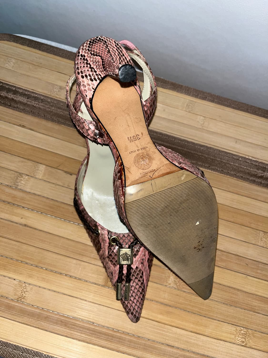 Versace 베르사체 파이톤 핑크 슬링백 힐 상품이미지3