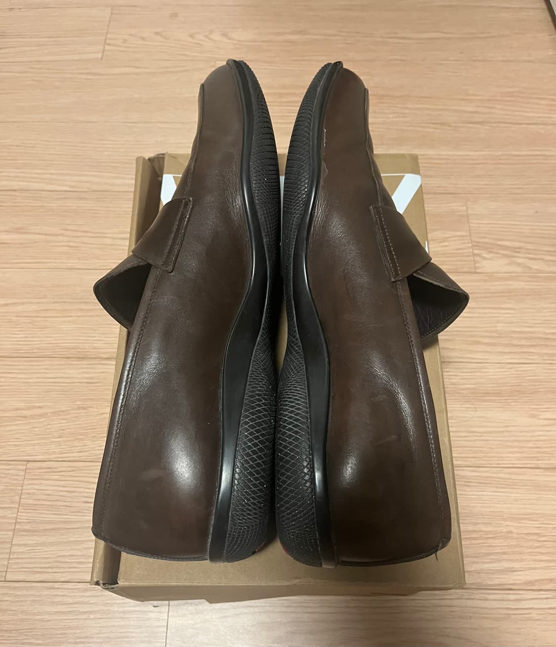 [9.5] 프라다 스포츠 브라운 레더 로퍼 상품이미지2