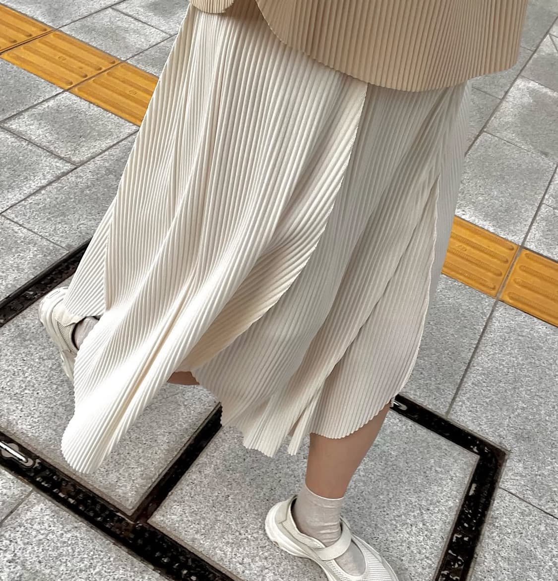 me ISSEY MIYAKE 클로버스커트 25SS 상품이미지2