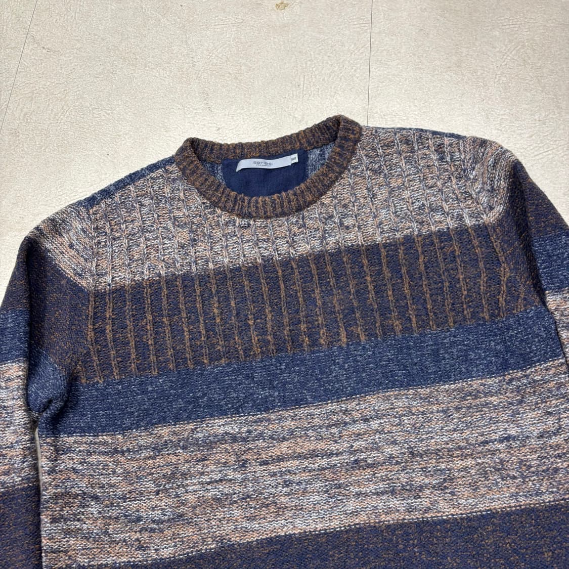 시리즈 스트라이프 컬러블럭 니트 상품이미지2