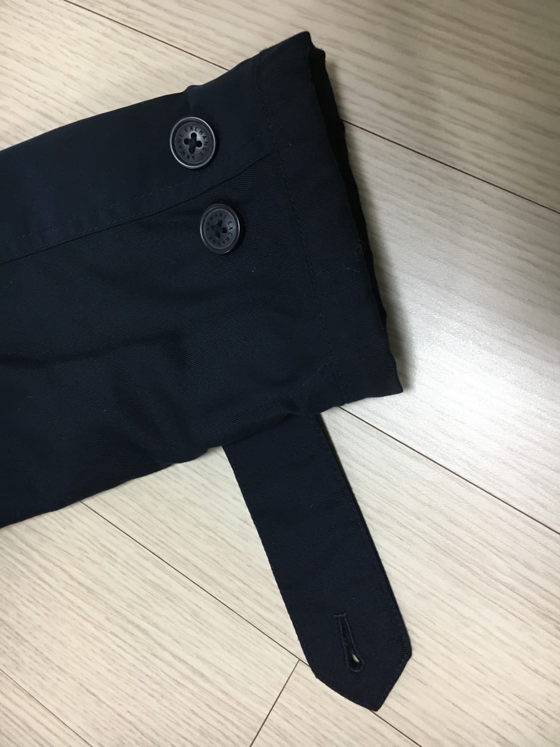 아르마니 익스체인지 M-65 자켓 야상 네이비 색상 판매합니다 상품이미지6