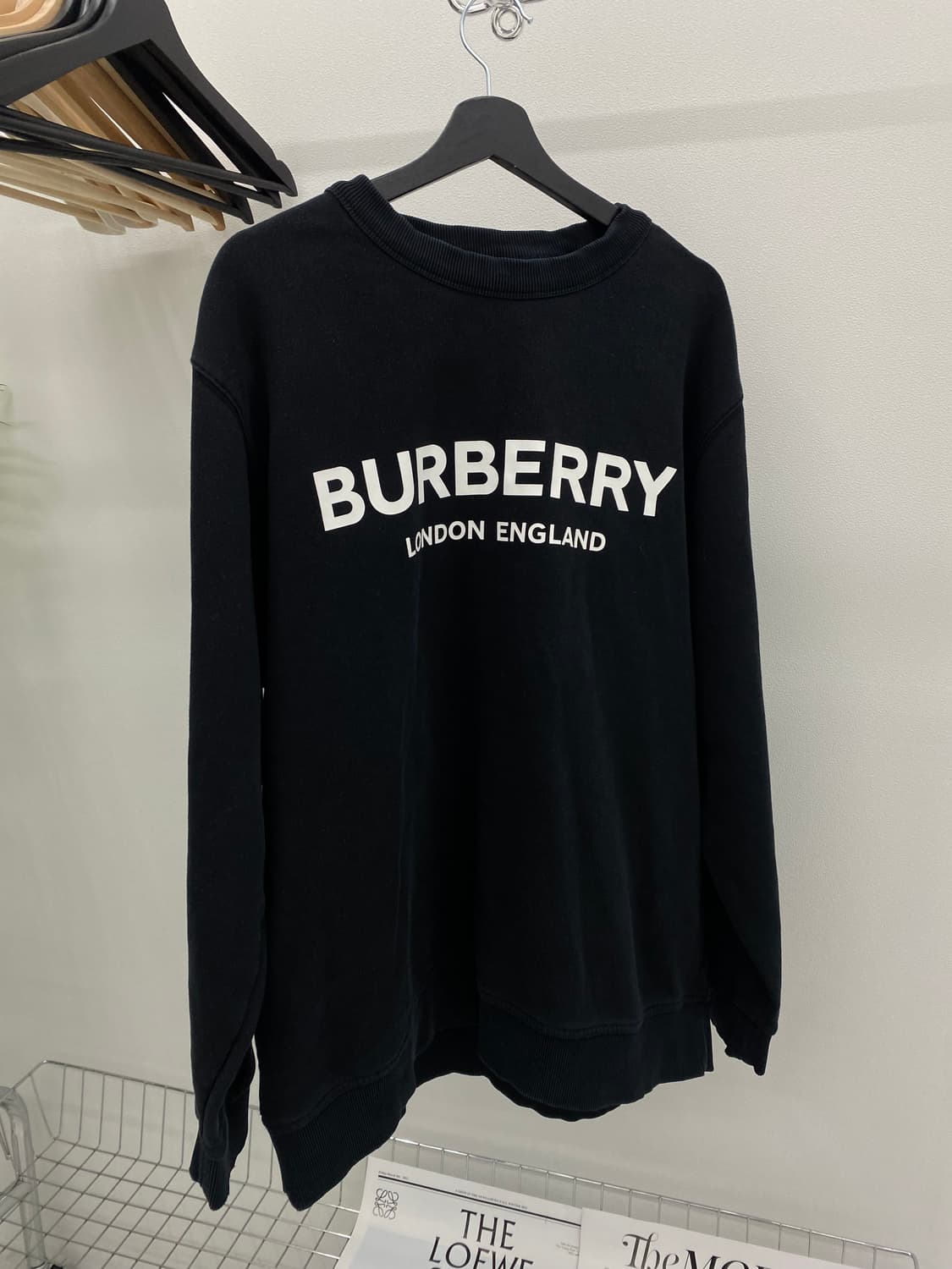 버버리 런던 프린팅 로고 맨투맨 상품이미지1