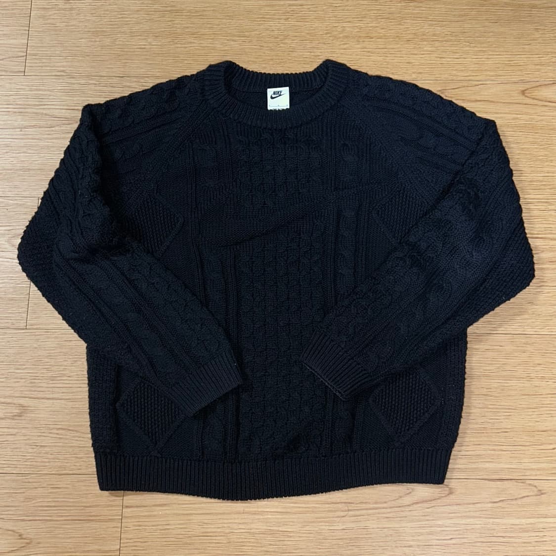 나이키 케이블 니트 롱슬리브 스웨터 블랙 상품이미지3