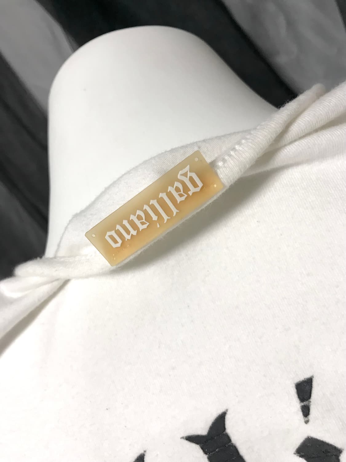 존갈리아노 프린팅 티셔츠 상품이미지3