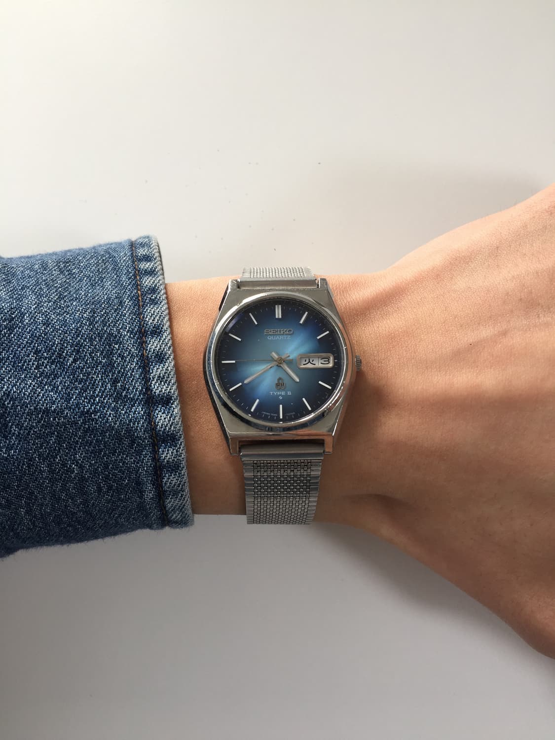 70s seiko type 2 blue gradation quartz 상품이미지5
