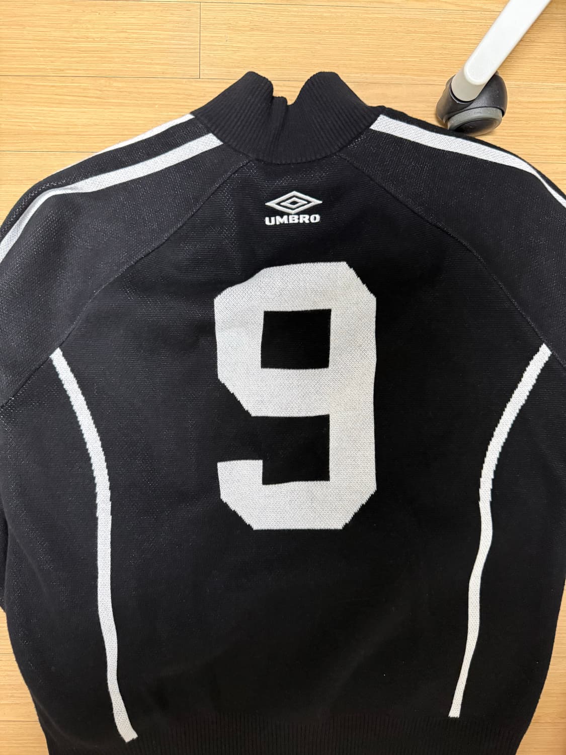 슈프림 엄브로 니트집업 상품이미지4