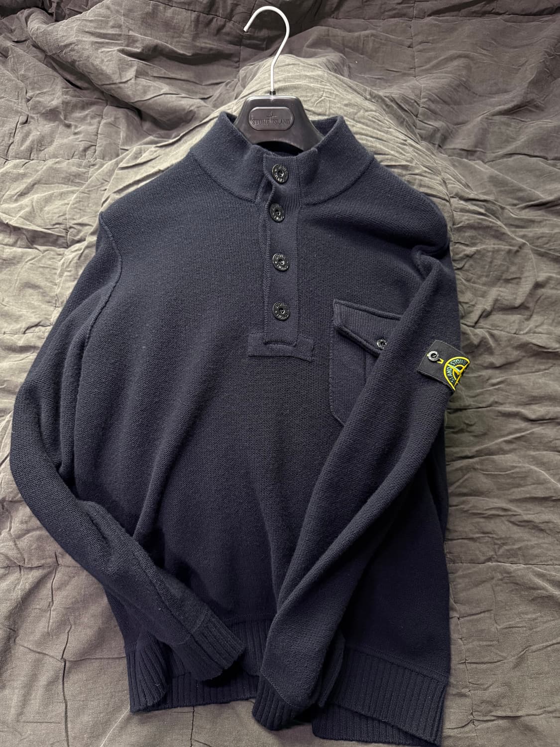 스톤아일랜드 니트 반집업 상품이미지1