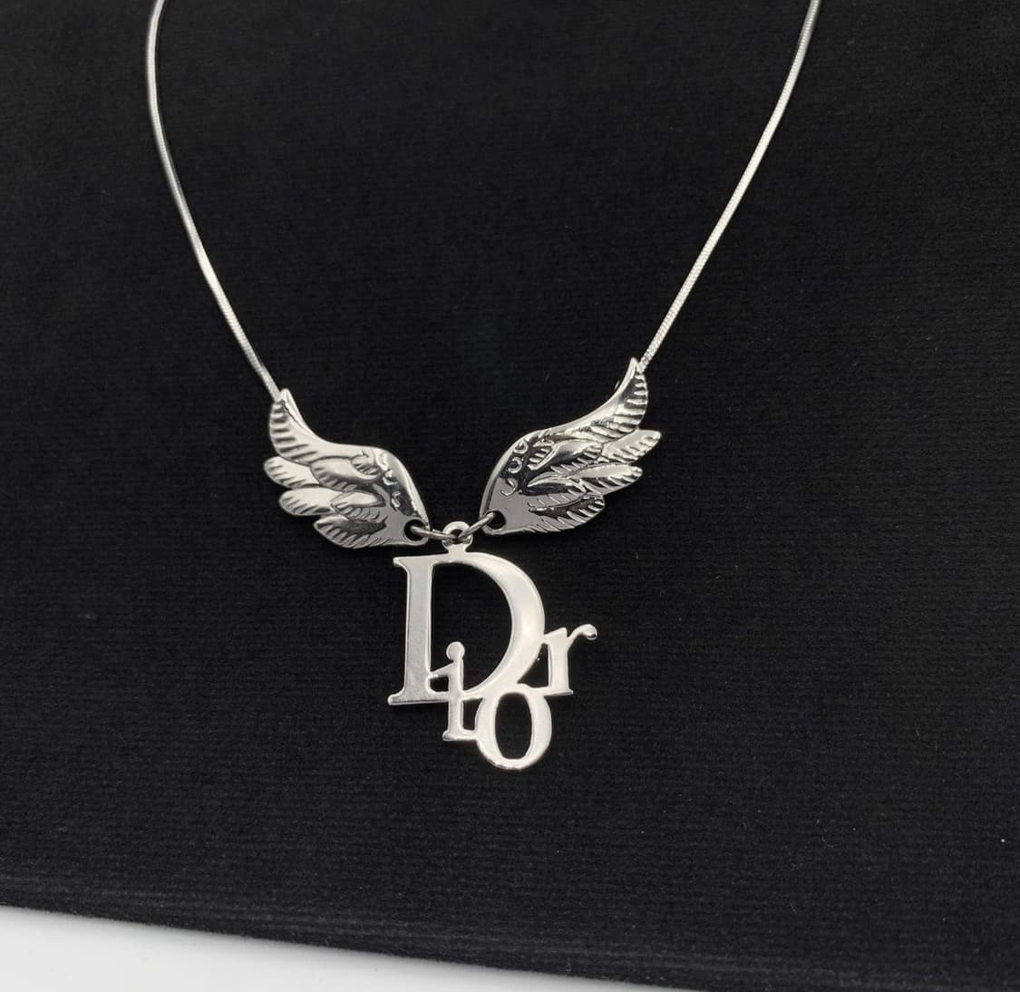 정품 디올 엔젤윙 날개 빈티지 목걸이 (초레어템) 상품이미지3