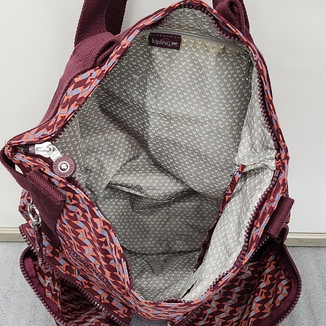 키플링 신형 사이즈 큰 백팩 43x44x14cm 상품이미지8