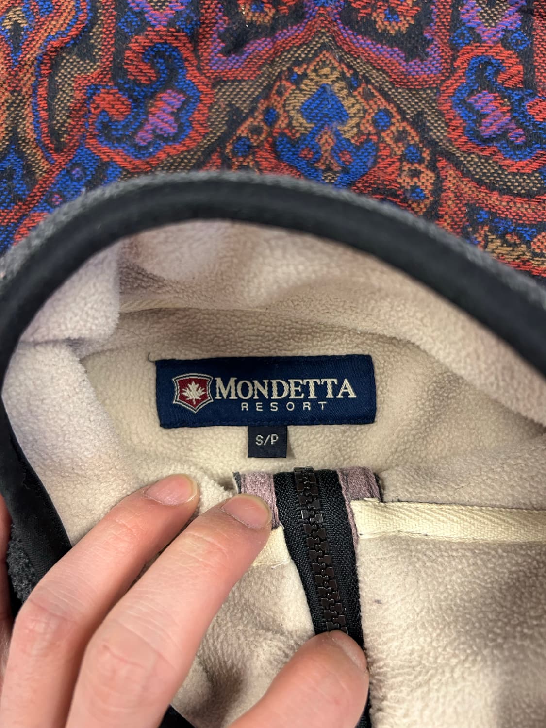 몬데타 배색 플리스 하프집업 스웨트셔츠 상품이미지3