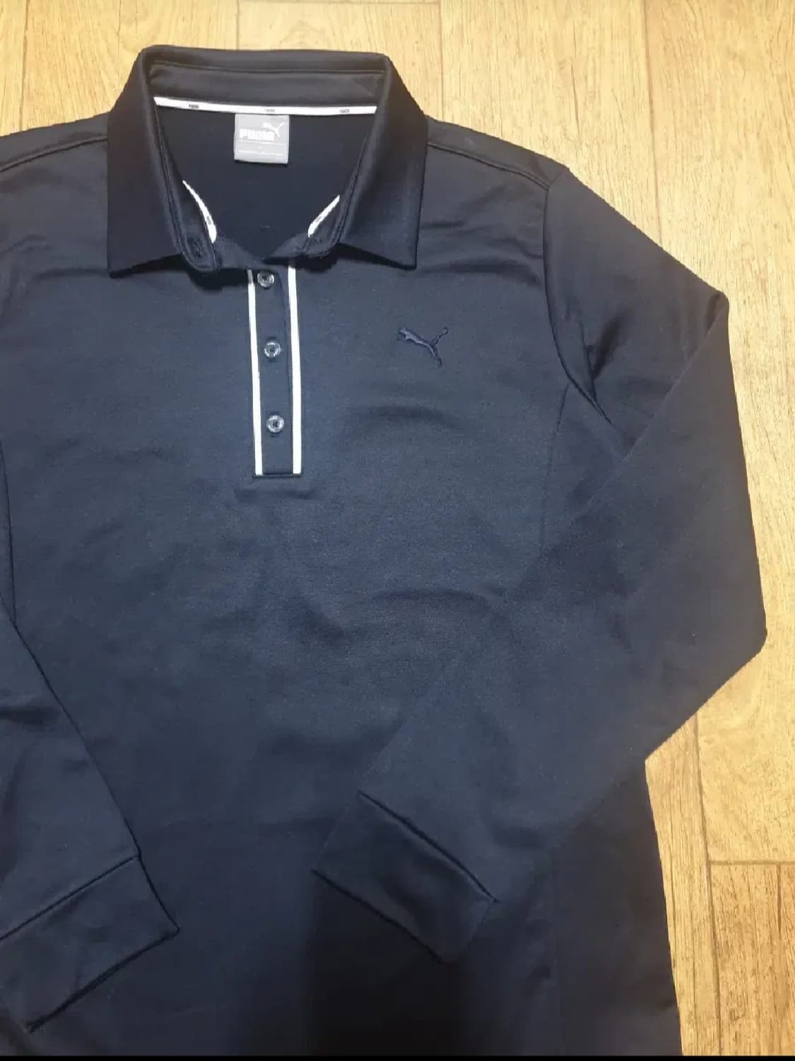 푸마 긴팔 카라티 95 사이즈입니다 상품이미지3