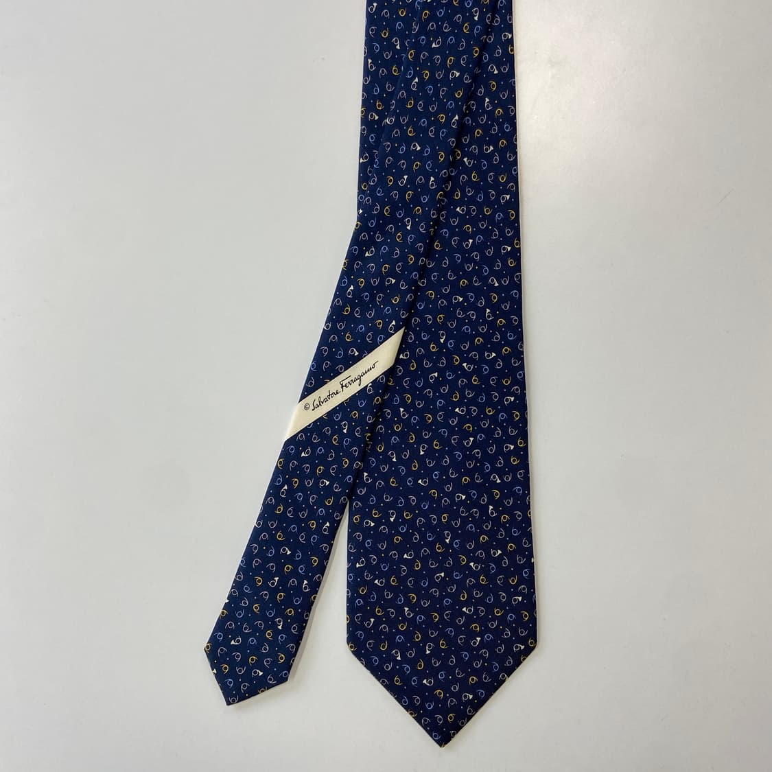 페레가모(Ferragamo) 명품 정품 넥타이 상품이미지1