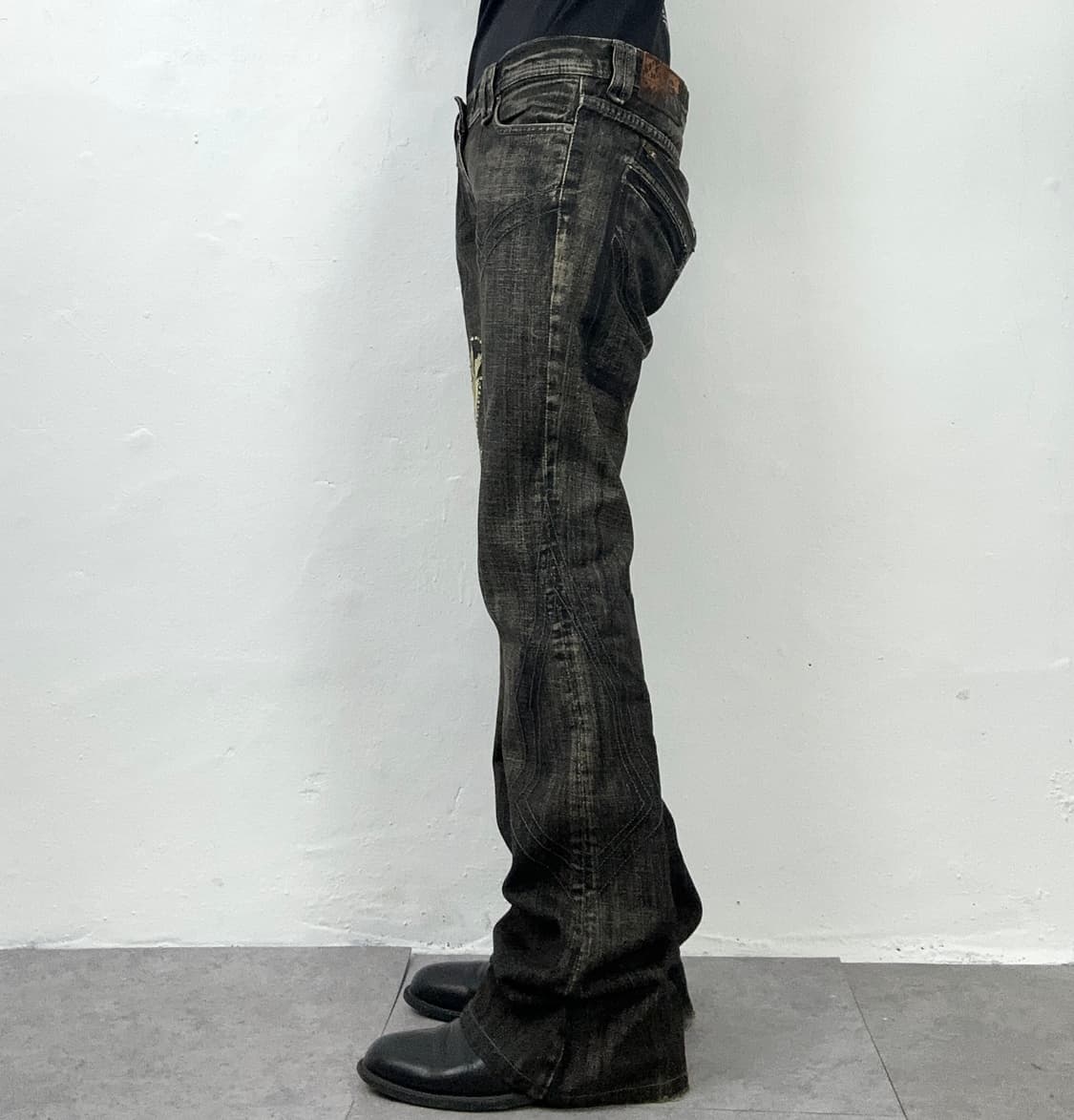 Tornado Mart “Gold Feather & Skull” Embr 상품이미지3