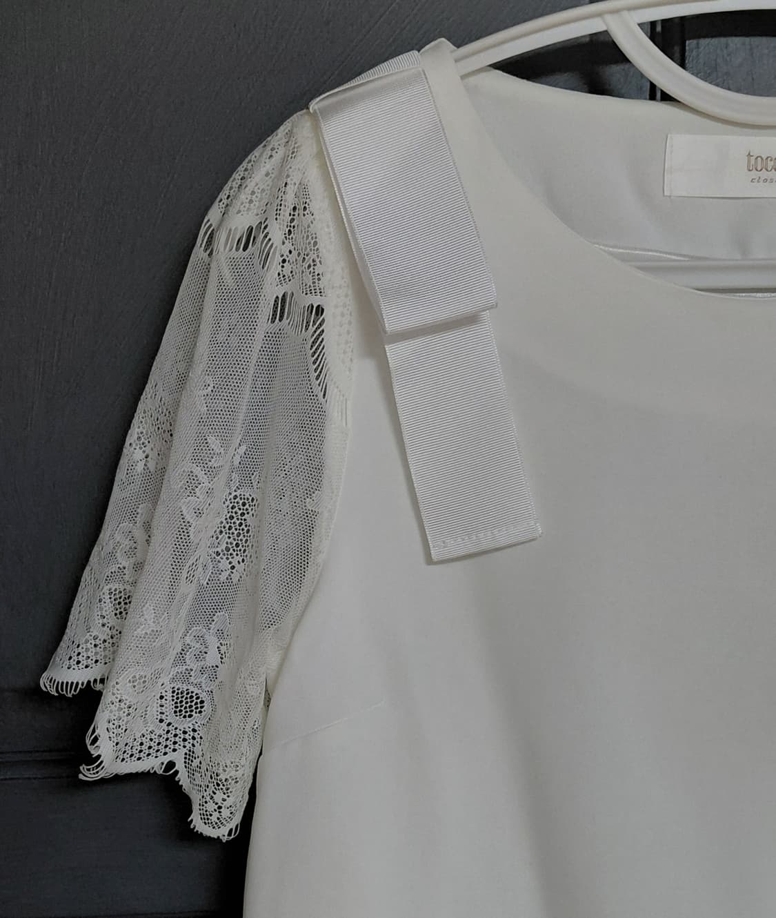 [tocco closet] 토코 클로젯 어깨 리본 레이스 블라우스 상품이미지3