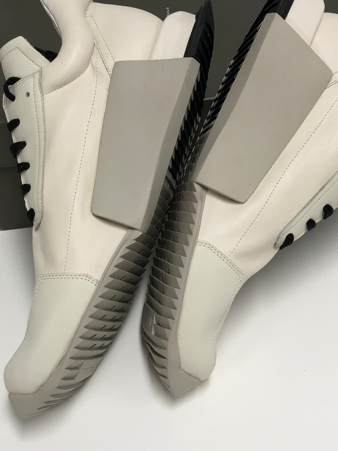 290 RICK OWENS 릭오웬스 아디다스 레벨러너 상품이미지6