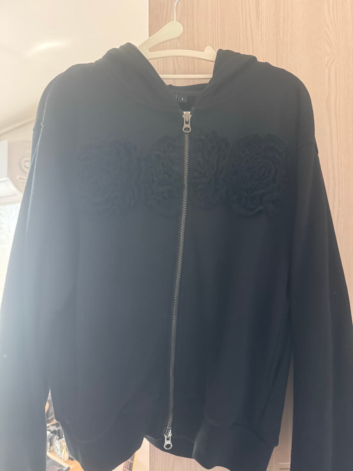 아캄 Flowers Zip-Up Hoodie (Black) 상품이미지2