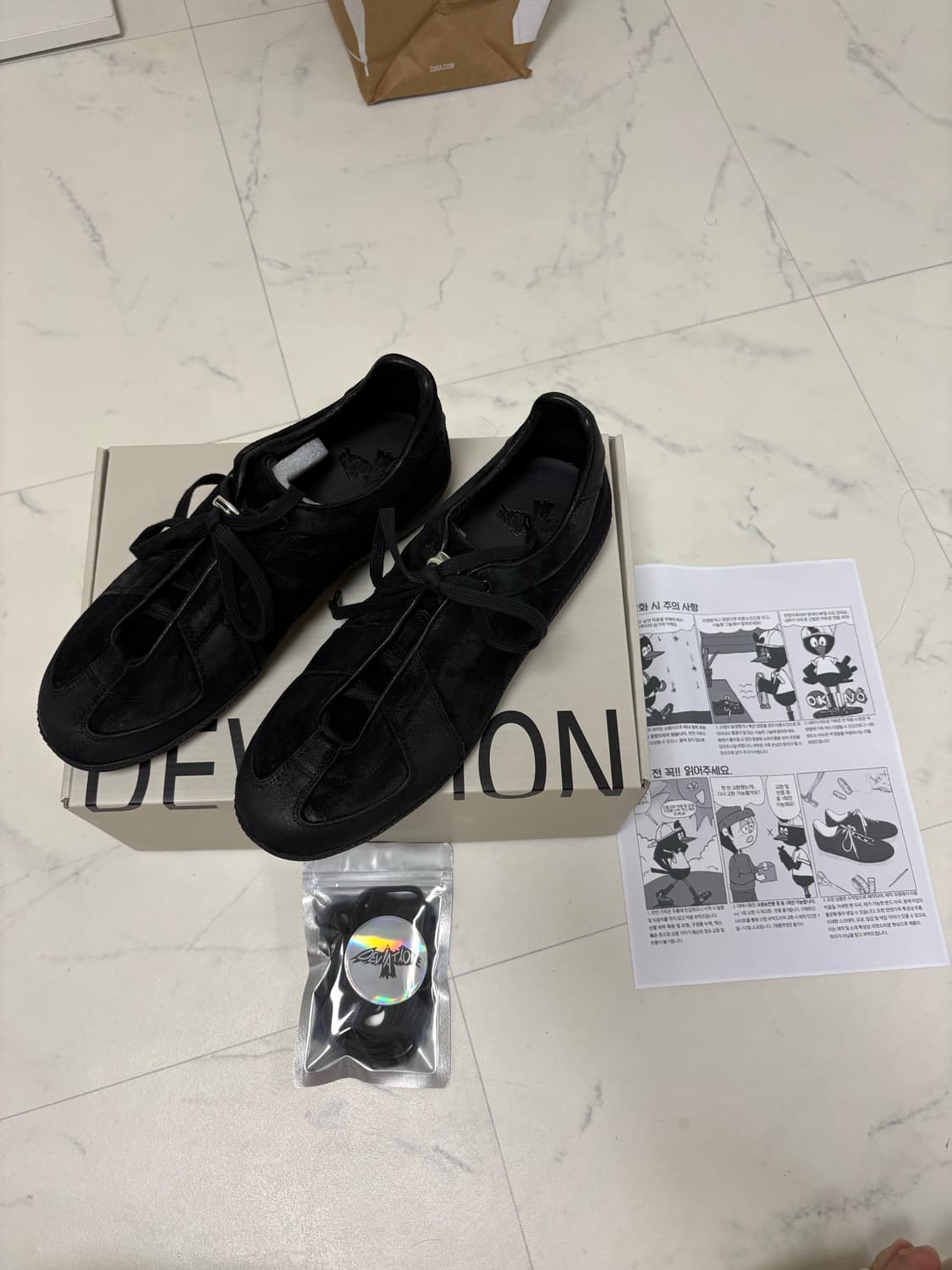 [미착용] 데베시용 레이싱 트레이너 13(260) 상품이미지2