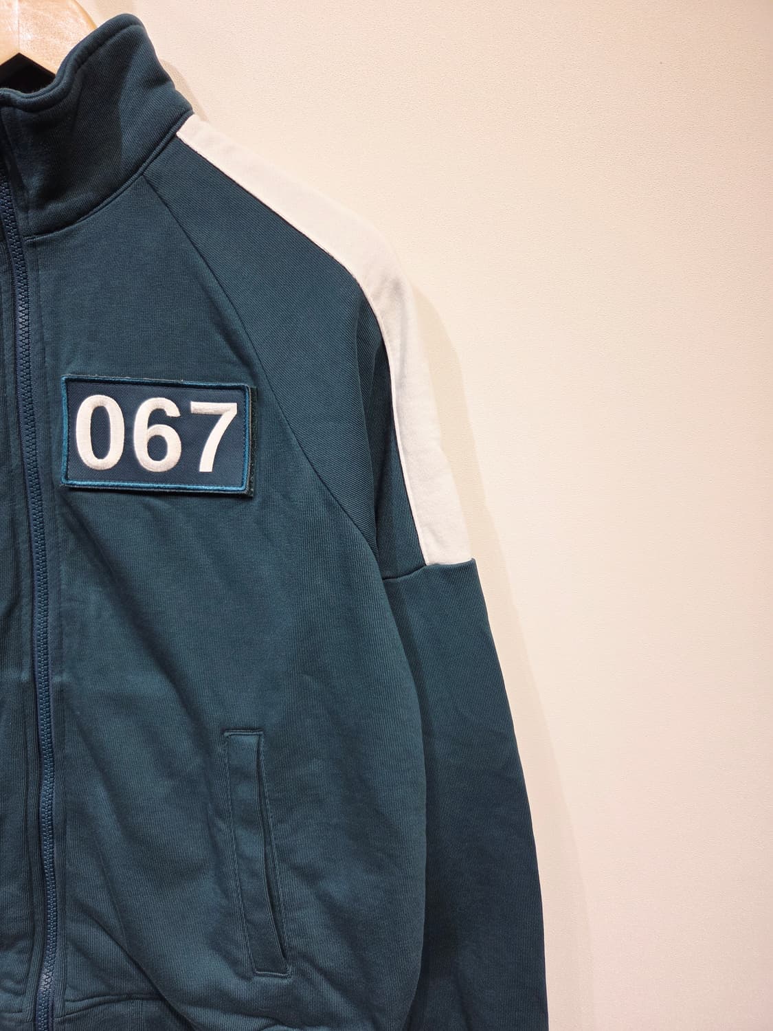 오징어게임. 067 강새벽 참가자복_S 상품이미지4