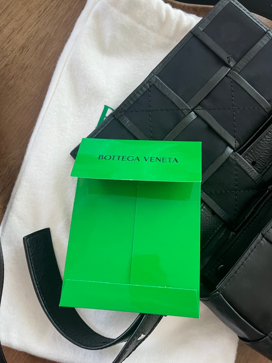 보테가베네타 벨트백 상품이미지5