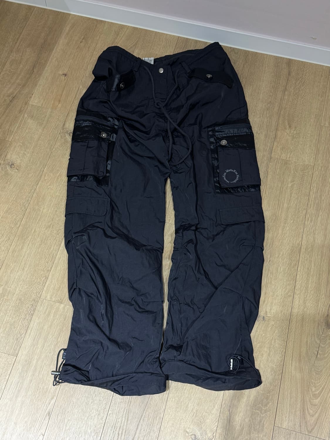 마뗑킴 matin kim 셔링 카고 팬츠 차콜 상품이미지3