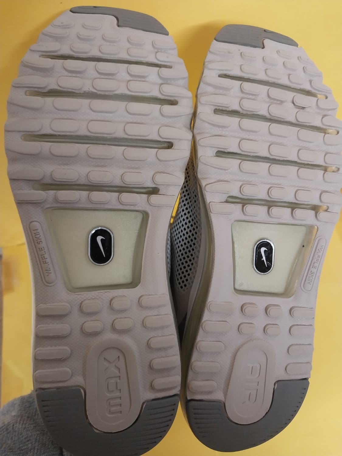 남성 나이키 에어맥스 2013 포톤더스트 그레이 운동화 (270) 상품이미지8