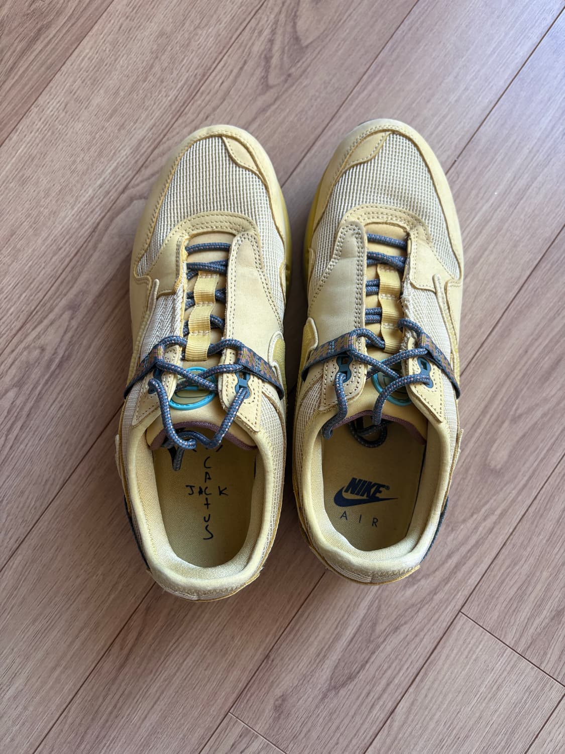 나이크 트래비스 스캇 맥스1 270 상품이미지4