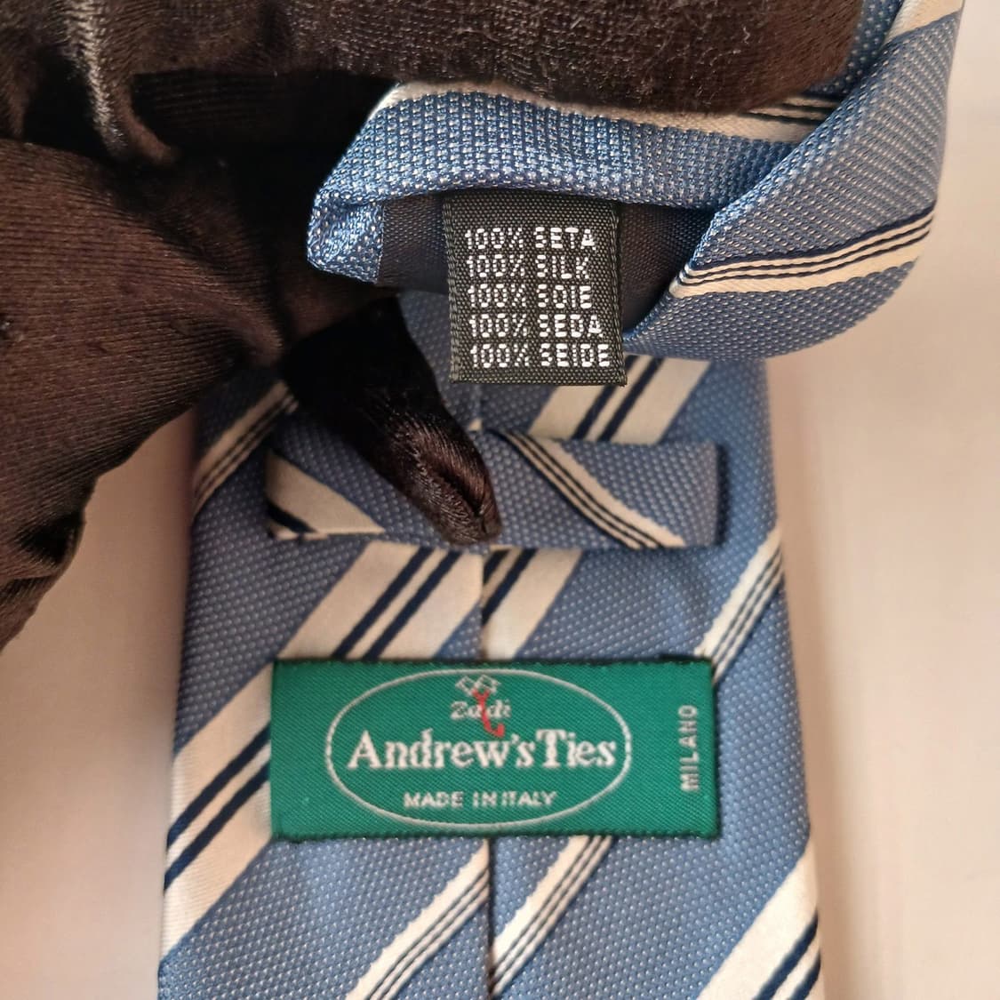 앤드류스타이 실크 스트라이프 넥타이 8.7cm A+등급 A19413
 상품이미지9