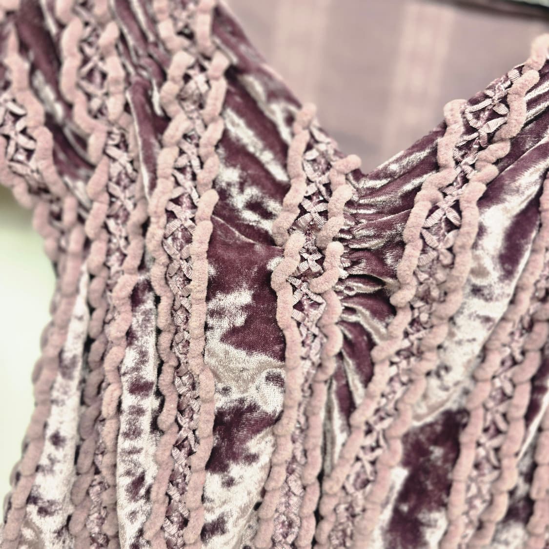 벨벳 레이스 퍼플 블라우스 상품이미지3