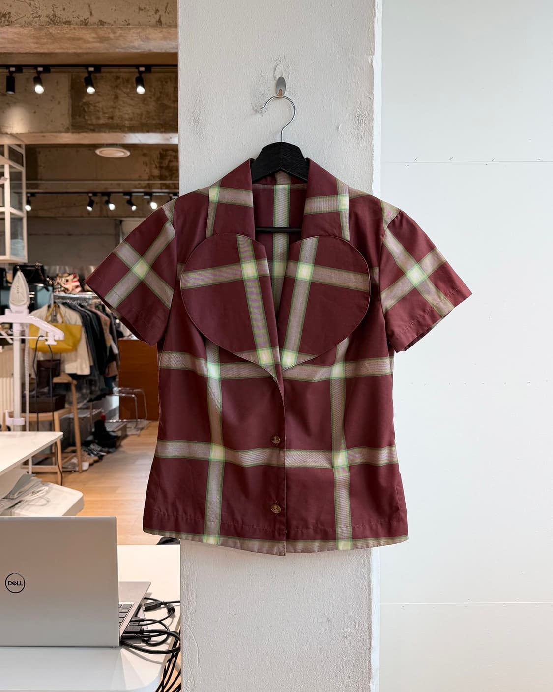 비비안 웨스트우드 레드라벨 하트 카라 체크 하프 셔츠 상품이미지1