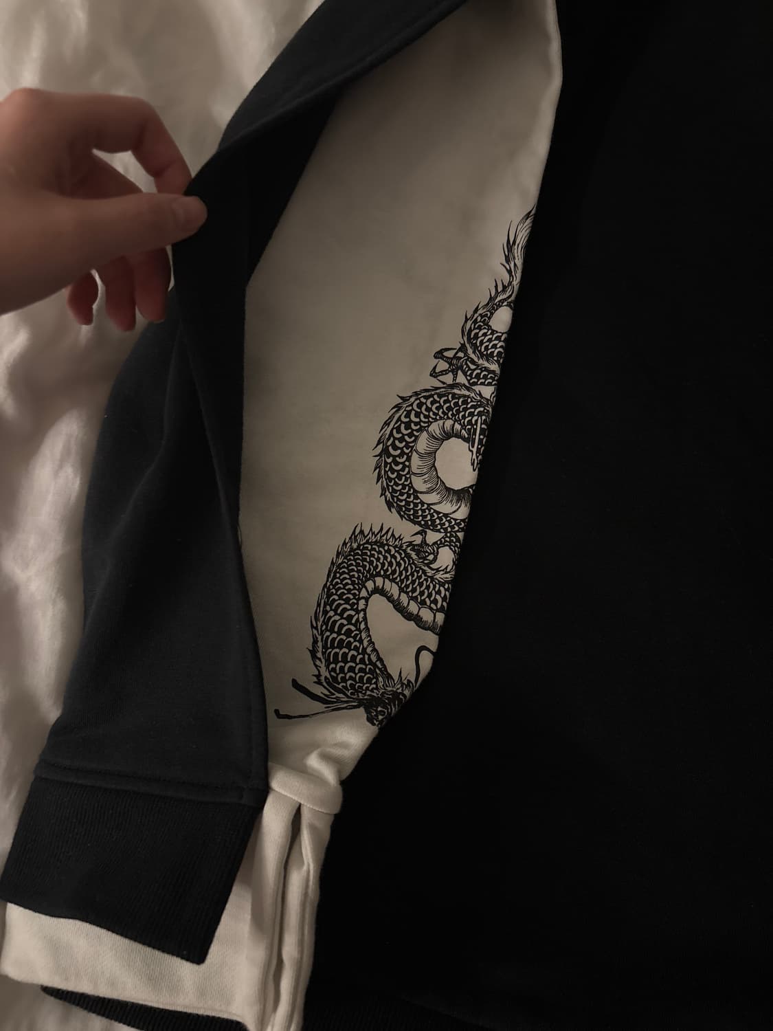 TM3 절개 디테일 맨투맨 상품이미지2