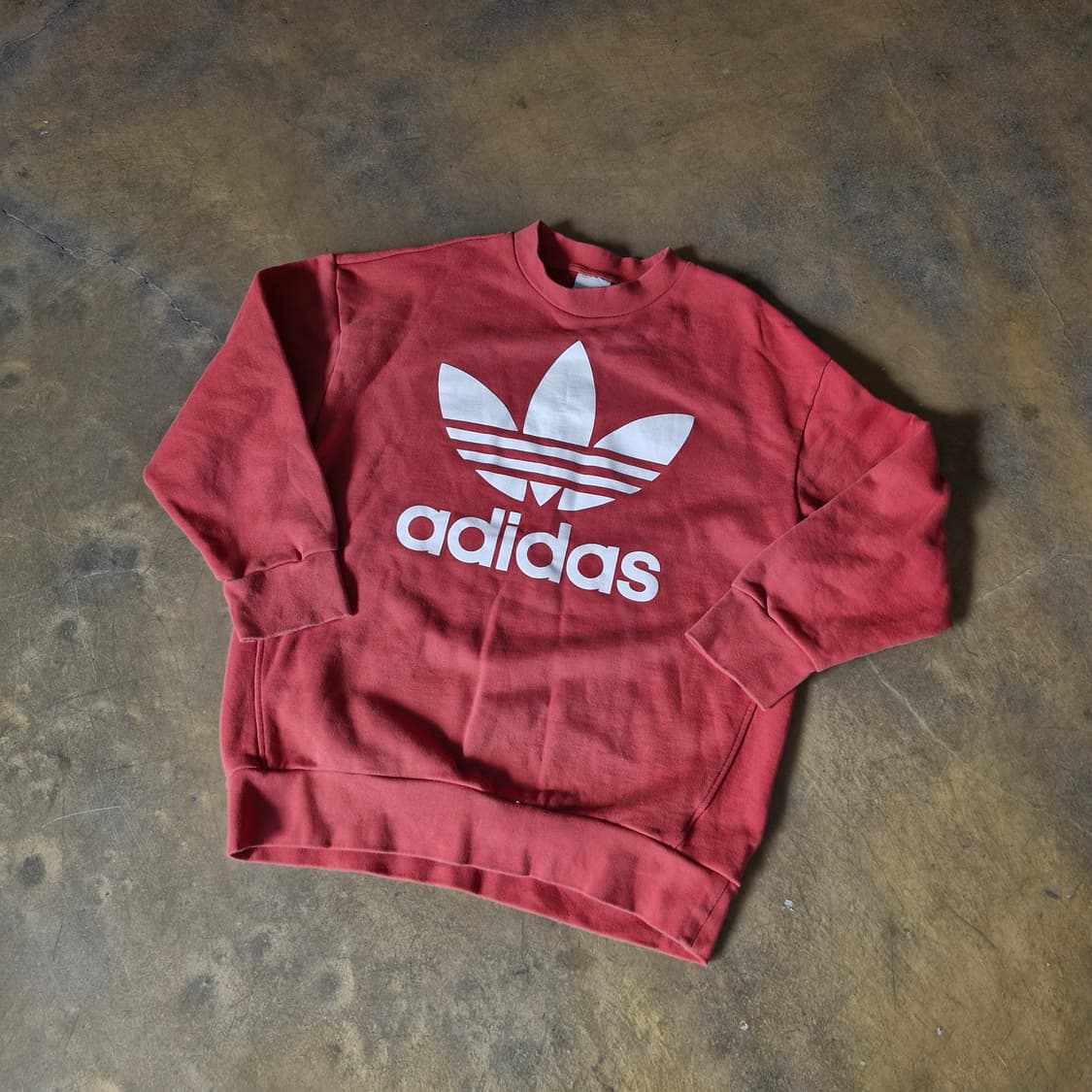 아디다스 빅 파이어버드 트레포일 오버 크루 맨투맨 상품이미지1