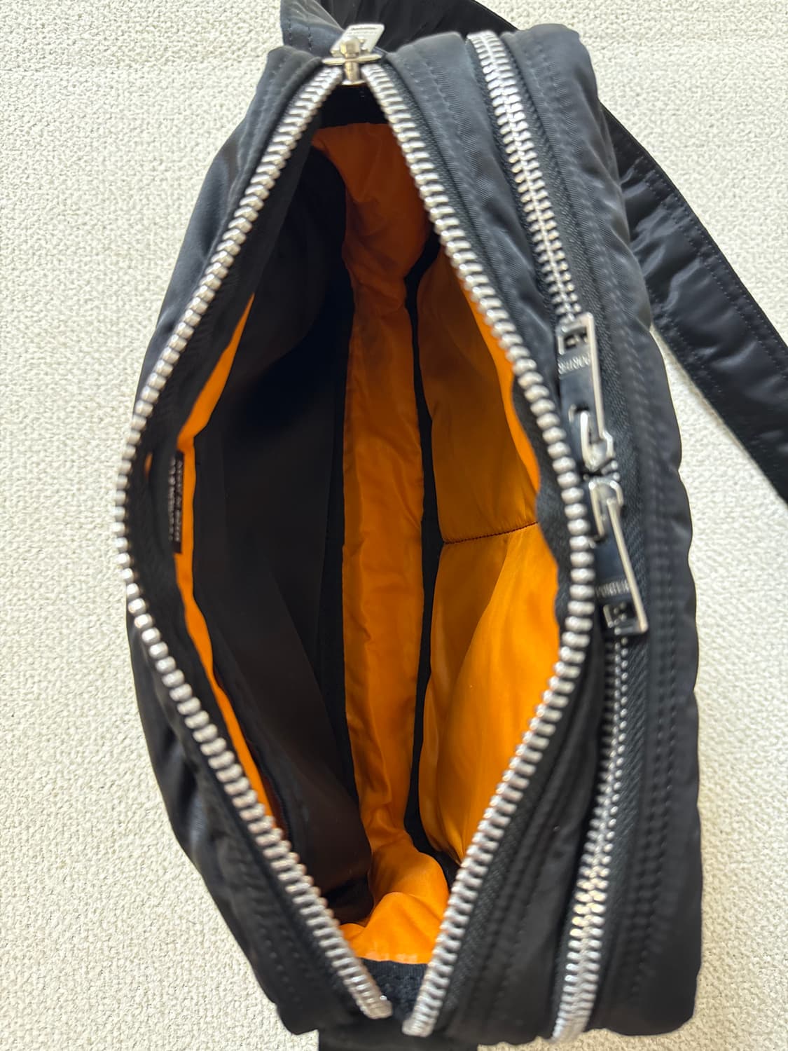 (신형) PORTER 포터 탱커 숄더백 S 블랙 상품이미지9