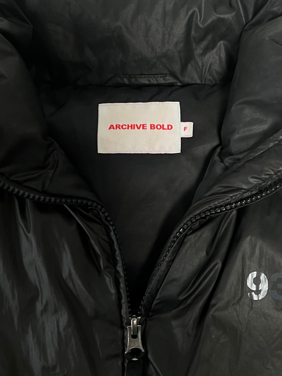 아카이브 볼드 숏 패딩 상품이미지3