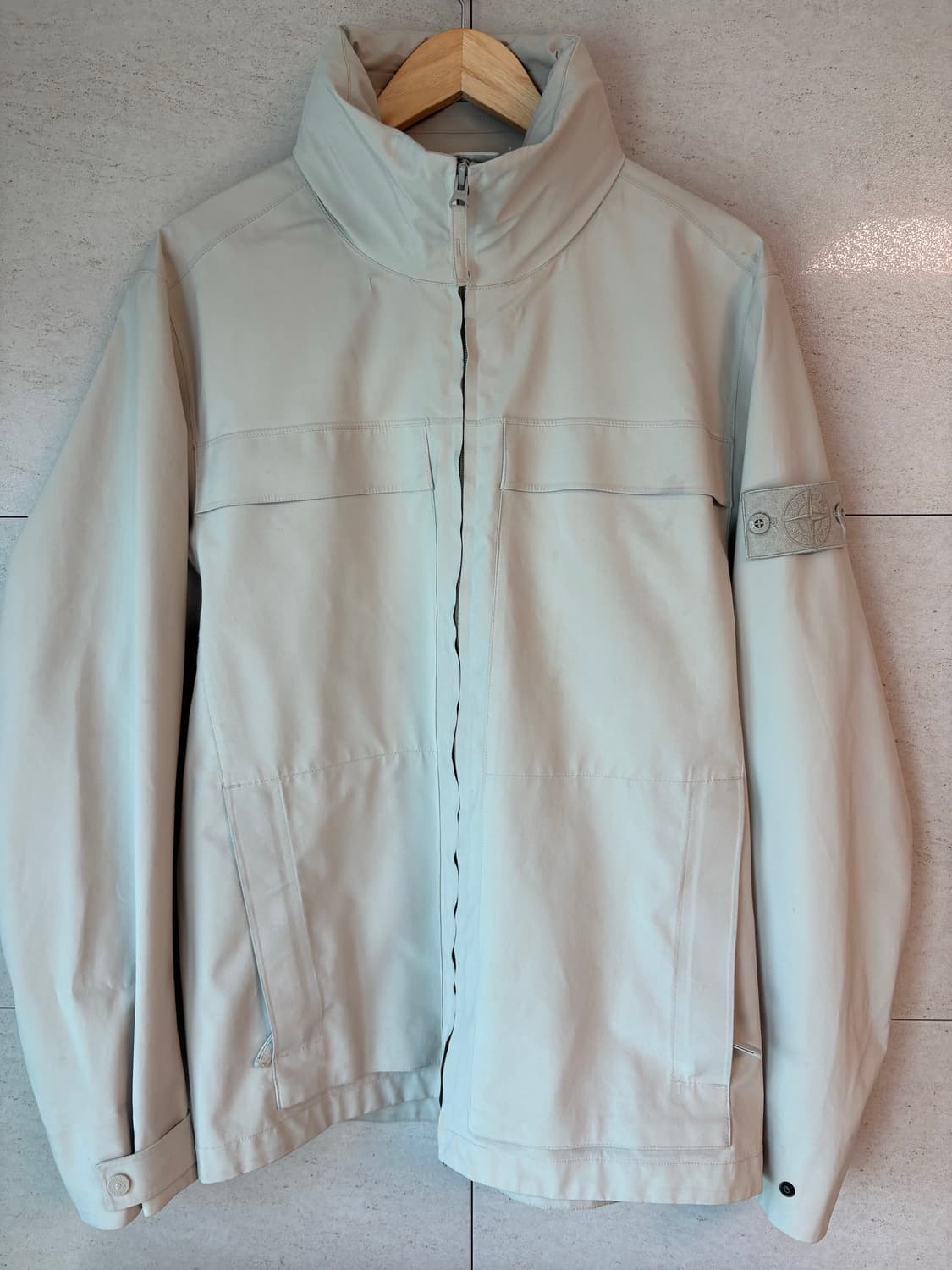 스톤아일랜드 고스트피스 탱크쉴드 상품이미지1