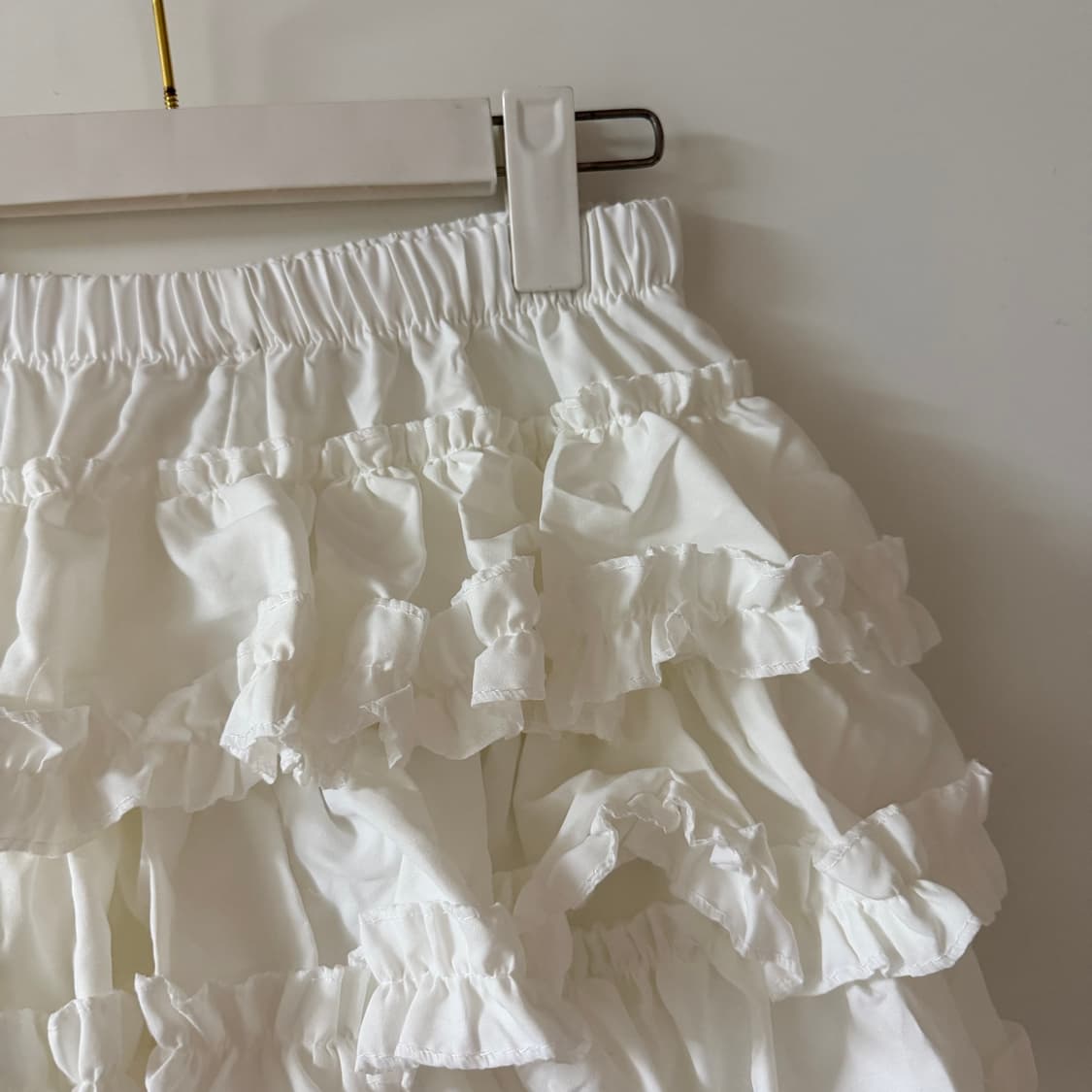 새상품 화이트 프릴 캉캉 스커트 상품이미지5
