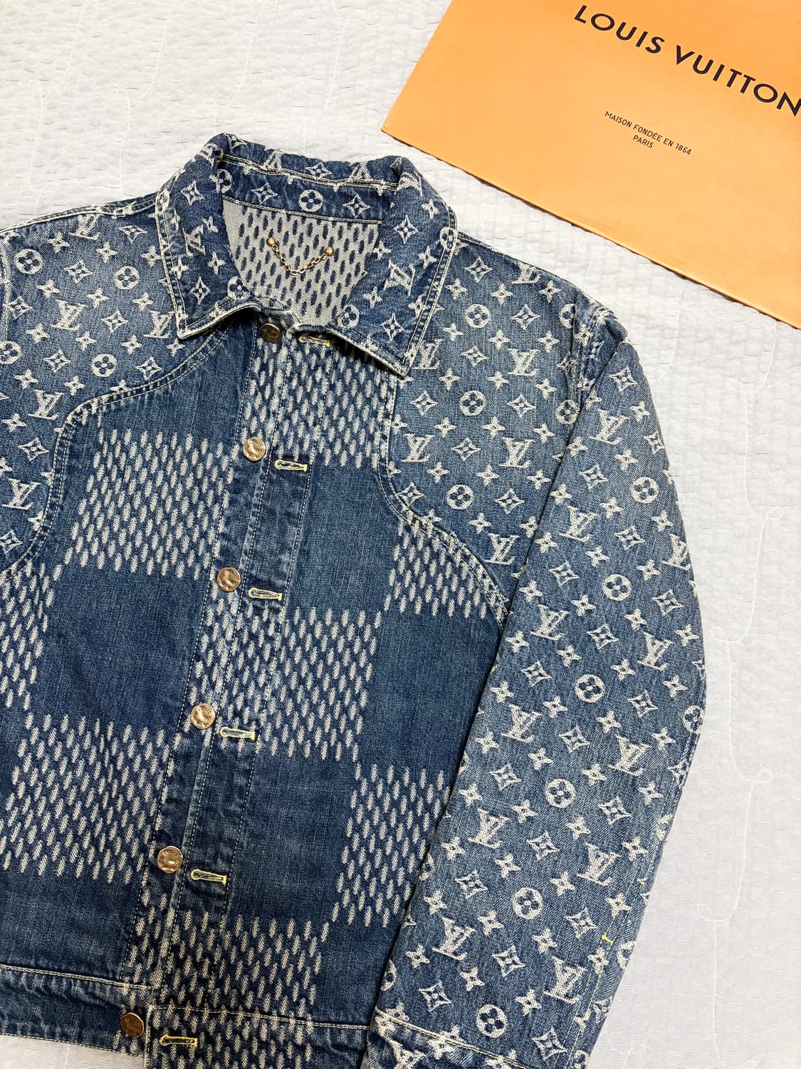 루이비통 x 니고 데님자켓 상품이미지3