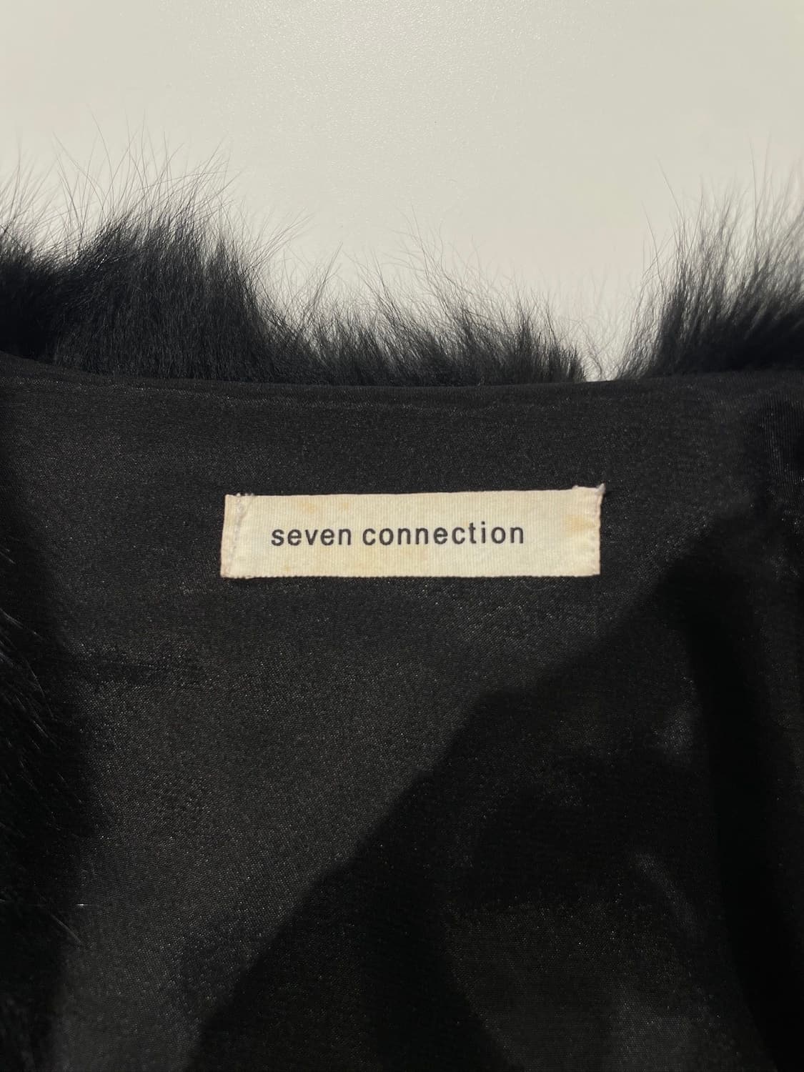 세븐 커넥션 블랙 폭스 퍼 크롭 자켓 상품이미지7