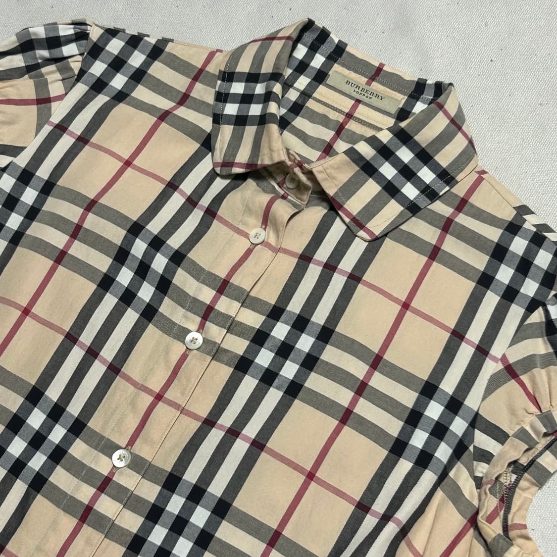🫶🏻 버버리 노바체크 여성용 반팔 셔츠 🫶🏻 상품이미지2