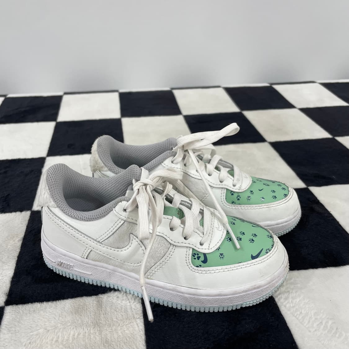 나이키 키즈 에어포스1 로우 스니커즈 170mm 상품이미지1