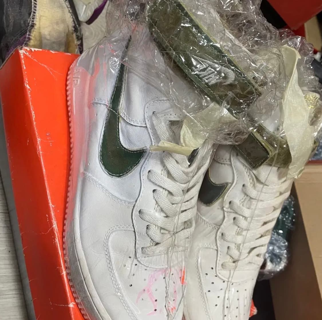 신품 1993년 나이키 에어포스1 하이 흰/금 275 상품이미지3