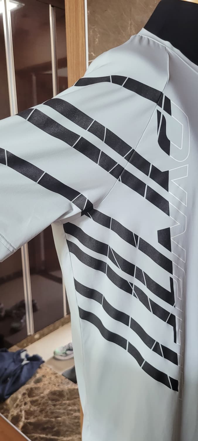 (남성2XL사이즈)다이나핏 연하늘색 기능성 반팔티(상태최상) 상품이미지5