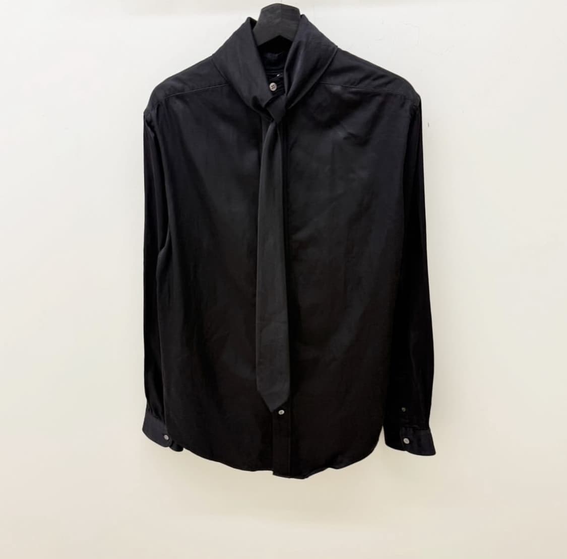 소시오츠키 타이 셔츠 상품이미지1