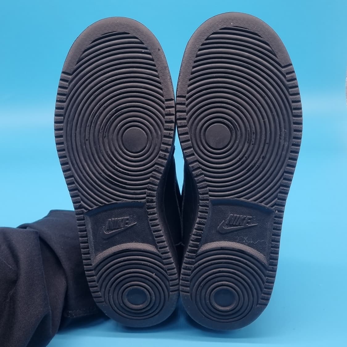 o 나이키 코트버로우 블랙 여성운동화 235 상품이미지3