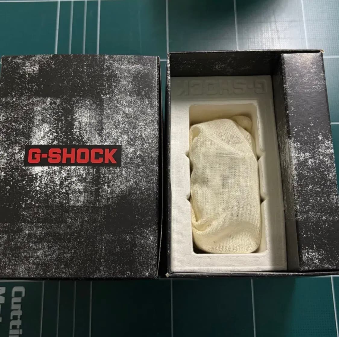 GA-2100AS-2ADR 지샥 지얄오크 상품이미지3